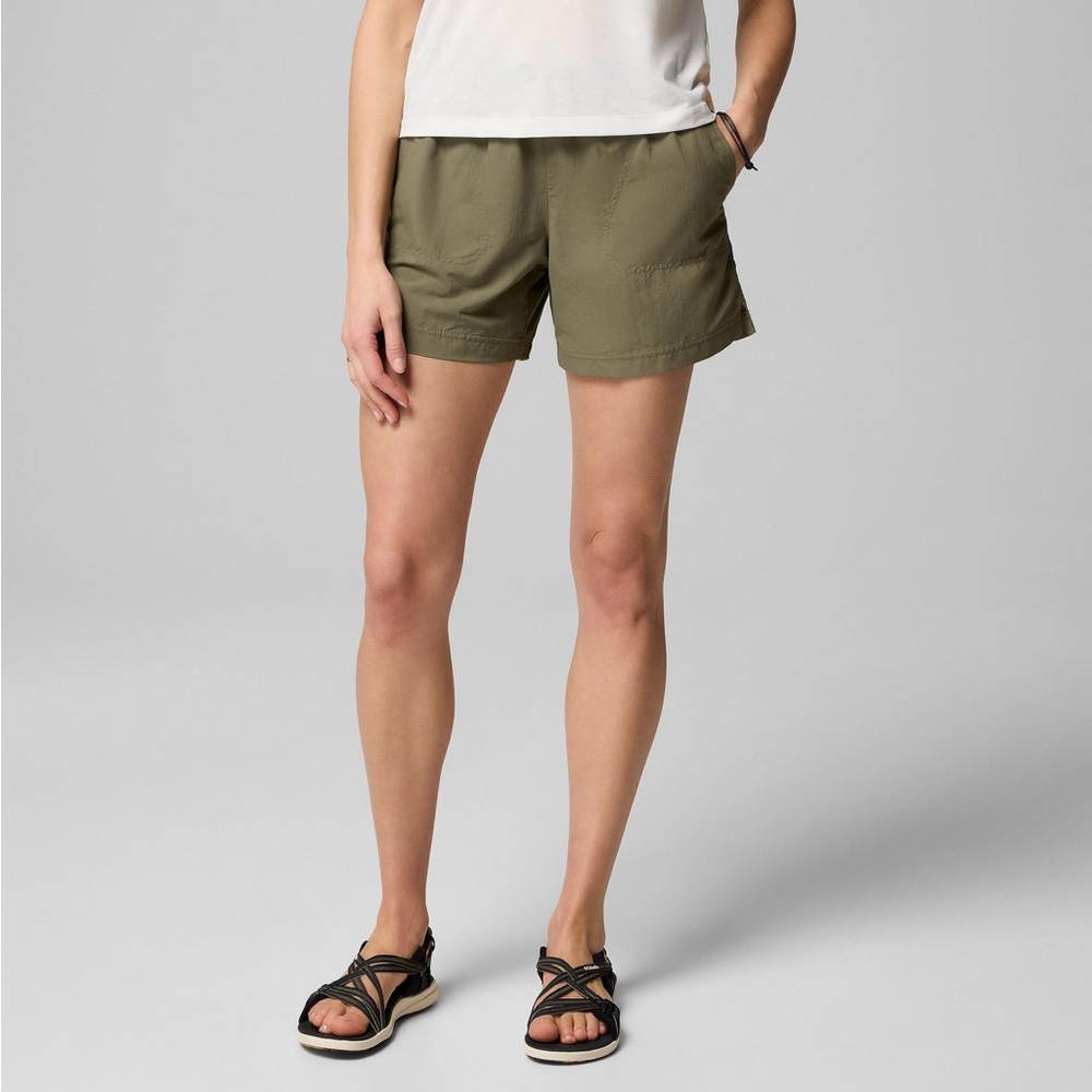 Women's Olive Cargo Shorts